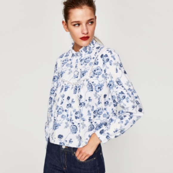 Zara Tops - Zara floral printed top